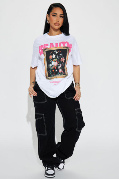 Remera con Estampa Gráfica Eterna Belleza - Image 2