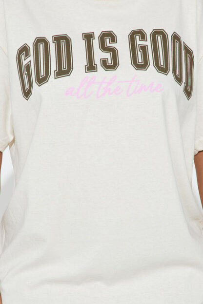 Camiseta Oversize con Estampado 'God Is Good' - Image 3